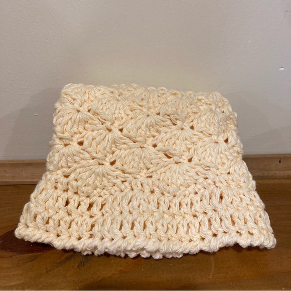 Soft, buttery yellow, cotton hand knit ladies, bucket hat - Picture 2 of 6